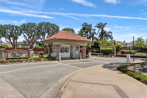 19292 Sawgrass Ln, Huntington Beach, CA, 92648 | Card Image