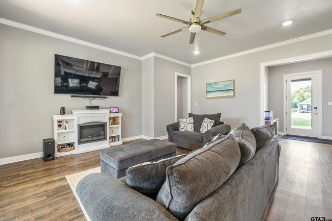 7757 Freestone Dr, House other with 4 bedrooms, 2 bathrooms and null parking in Bullard TX | Image 8
