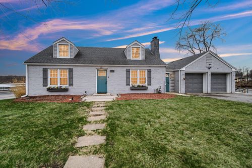 1234 River Ter, Hobart, IN, 46342 | Card Image