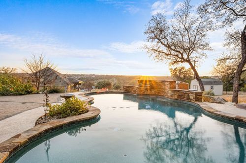 4512 Diamante Dr, Spicewood, TX, 78669-6977 | Card Image