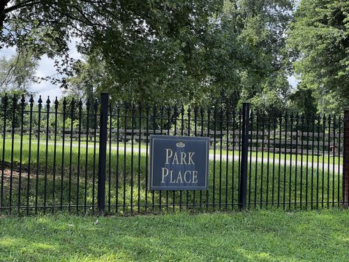 Lot 9 Park Pl, Russell Springs, KY, 42642 | Card Image