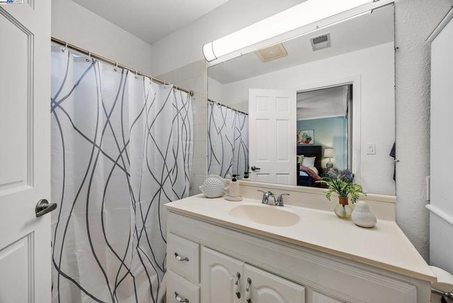 394 Encino Dr, House other with 3 bedrooms, 2 bathrooms and 2 parking in Livermore CA | Image 23