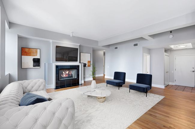 APT-1603 - 165 N Canal St, Condo with 2 bedrooms, 2 bathrooms and null parking in CHICAGO IL | Image 6