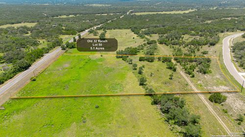 670 Windmill Ridge Dr, Blanco, TX, 78606-2201 | Card Image