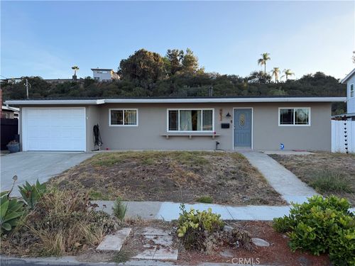 4833 Chateau Dr, San Diego, CA, 92117-3017 | Card Image