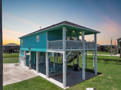 928 Olive Dr, Crystal Beach, TX, 77650 | Card Image
