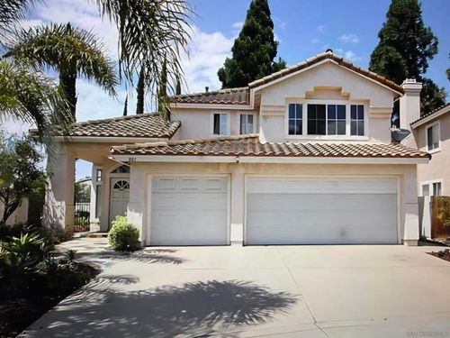 801 Mosaic Cir, Oceanside, CA, 92057-6211 | Card Image
