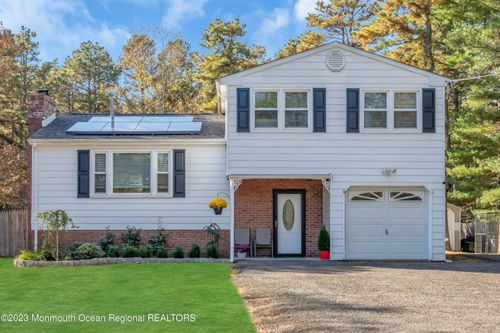 4819 Pleasant Mills Rd, Hammonton, NJ, 08037-4005 | Card Image