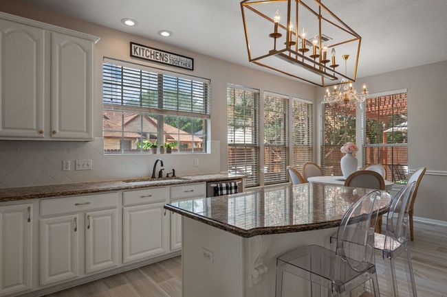 10001 Lachlan Dr, House other with 5 bedrooms, 3 bathrooms and null parking in Austin TX | Image 10