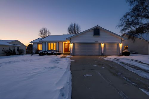 2610 Green Ridge Drive, Madison, WI, 53704 | Card Image