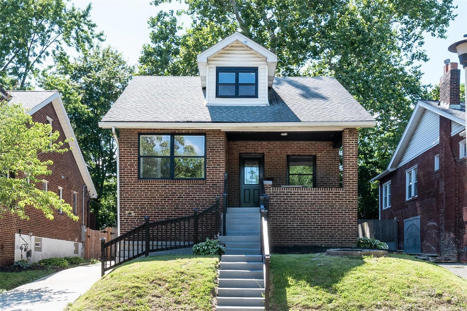 Princeton Pl, Saint Louis, MO 63117