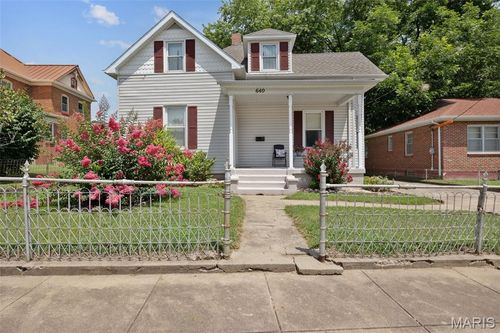 640 N 3rd St, Ste Genevieve, MO, 63670-1004 | Card Image
