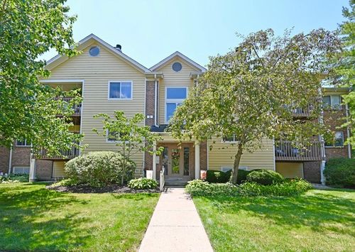 989 Cedar Ridge Dr, Cincinnati, OH, 45245-3052 | Card Image