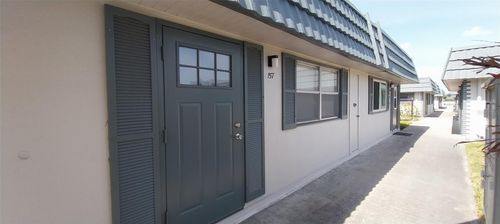 157-1811 Bedford Ln, Sun City Center, FL, 33573-6049 | Card Image