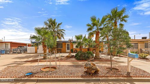 8204 Valle Sonata Way, El Paso, TX, 79907-4227 | Card Image