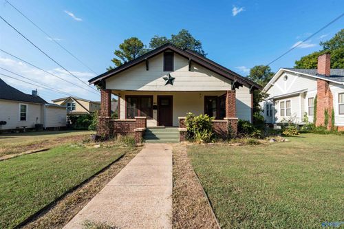 905 Clinton Ave E, Huntsville, AL, 35801-3624 | Card Image