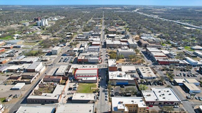 Great location in downtown Sherman! | Image 38