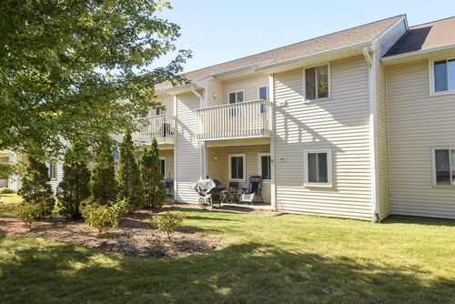 1891 Parknoll Lane, Port Washington, WI, 53074 | Card Image