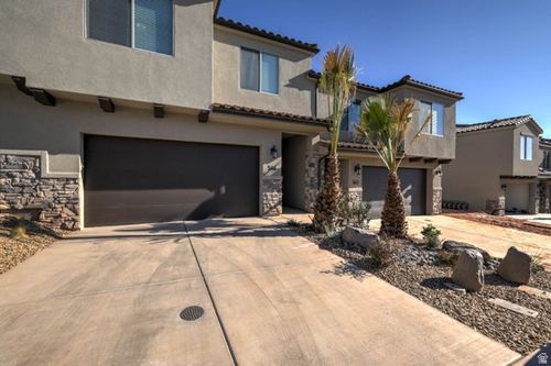 546 N Ventura Ln, Washington, UT, 84780-3104 | Card Image