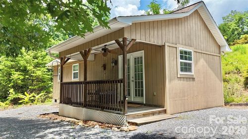 37 Coyote Rd, Marion, NC, 28752-5957 | Card Image