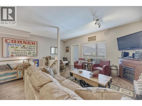 109-4300 44th Ave, Osoyoos, BC, V0H1V6 | Card Image