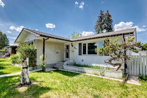 5132 Marian Way Ne, Calgary, AB, T2A2Y4 | Card Image