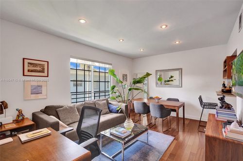 apt-8-815 Euclid Ave, Miami Beach, FL, 33139-5749 | Card Image