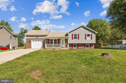 110 Accomack Cir, STEPHENS CITY, VA, 22655-2707 | Card Image