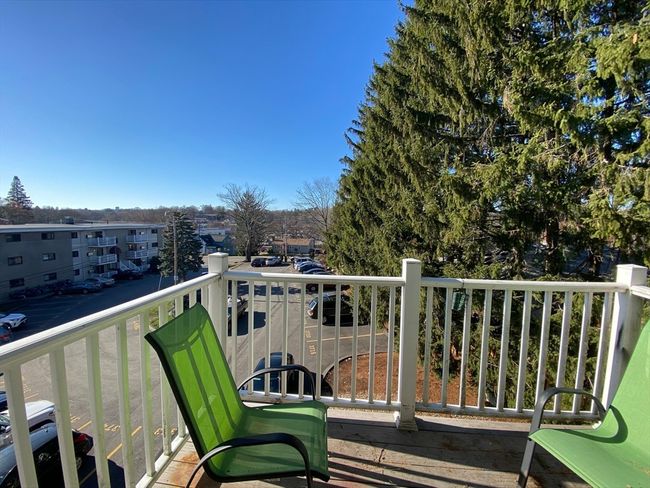 APT-18 - 35 Hosmer St, Condo with 2 bedrooms, 1 bathrooms and 1 parking in Marlborough MA | Image 12