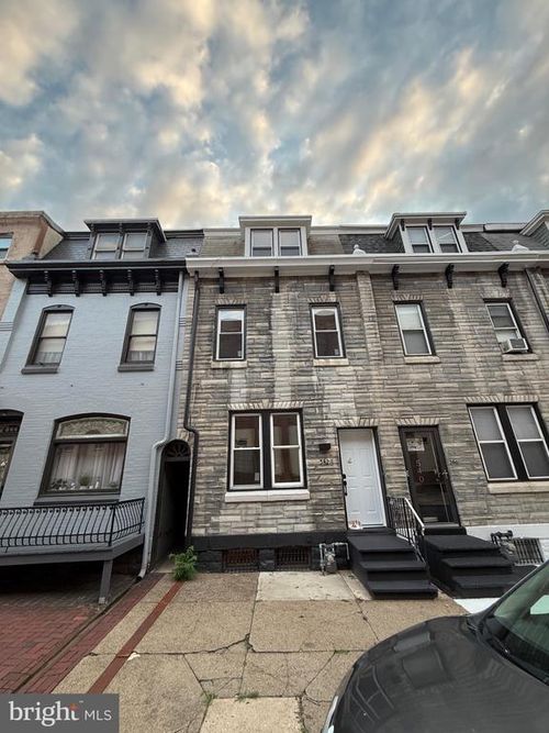542 S 9th St, READING, PA, 19602-2504 | Card Image