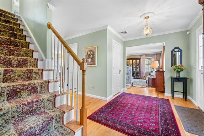 Let's go upstairs. | Image 19