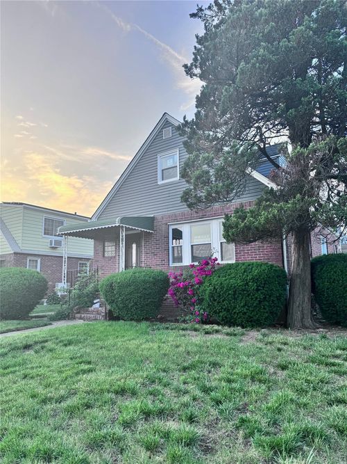 23319 118th Ave, Cambria Heights, NY, 11411-1839 | Card Image