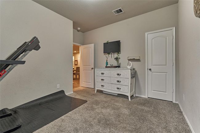 Opposite view of secondary bedroom #2 | Image 33