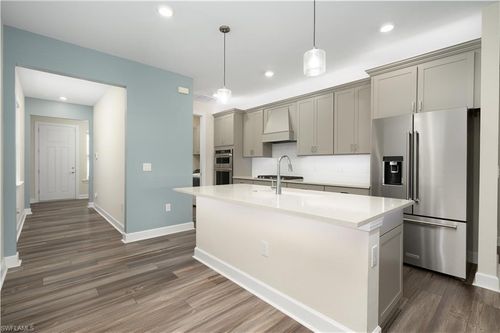 42186 Edgewater Dr, PUNTA GORDA, FL, 33982-2272 | Card Image