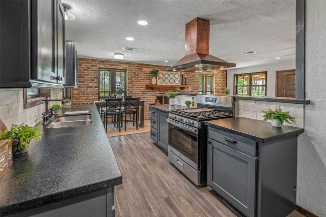 798 Lcr 703, House other with 3 bedrooms, 3 bathrooms and 1 parking in Kosse TX | Image 14
