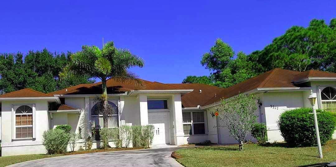 Quay St, Port Saint Lucie, FL 34984