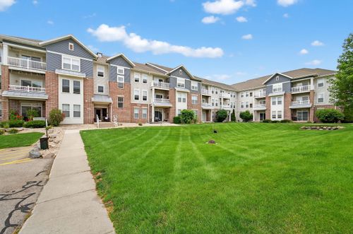 apt-313-3848 Maple Grove Dr, Madison, WI, 53719-1944 | Card Image
