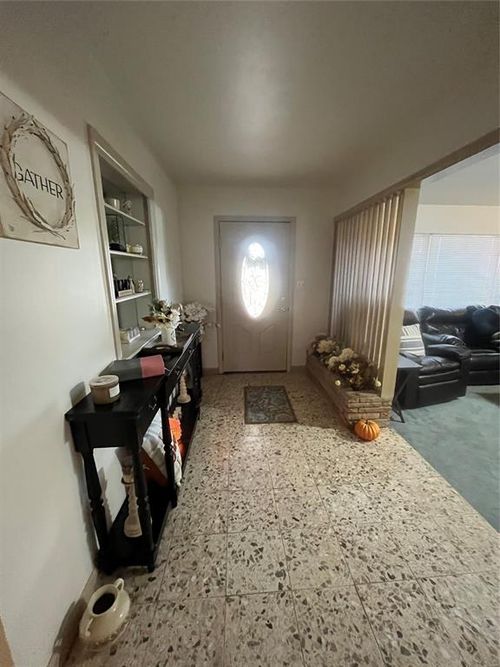 1324 N 14th St, Frederick, OK, 73542-2208 | Card Image