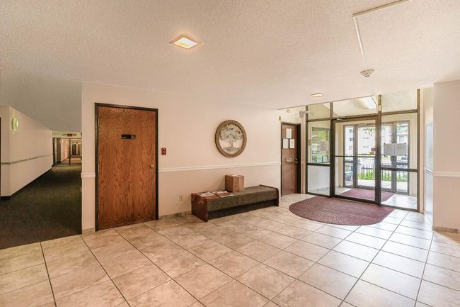 210 - 1855 Silver Bell Road, Condo with 2 bedrooms, 2 bathrooms and null parking in Eagan MN | Image 22
