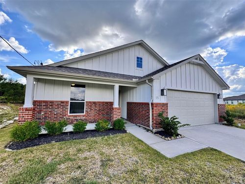 175 Road 51030, Cleveland, TX, 77327-6482 | Card Image