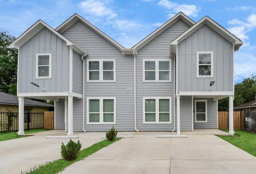 5947 Southseas St, Houston, TX, 77033-1911 | Card Image