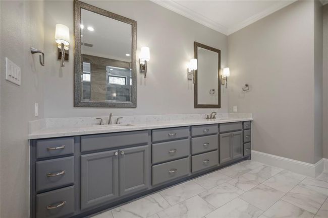 27415 Siandra Creek Ln, House other with 5 bedrooms, 5 bathrooms and 6 parking in Spring TX | Image 27