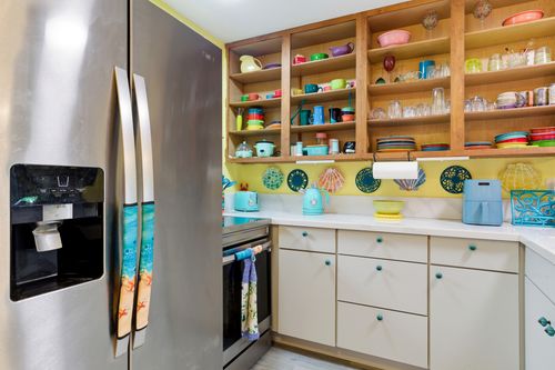 a101-82-6065 Mamalahoa Hwy, CAPTAIN COOK, HI, 96704-8202 | Card Image