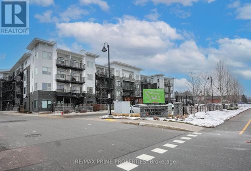 135-110 Fergus Avenue, Kitchener, ON, N2A2H2 | Card Image