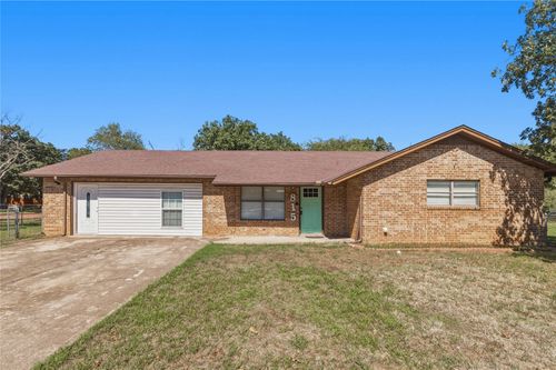 815 W Patterson St, Eastland, TX, 76448-1730 | Card Image