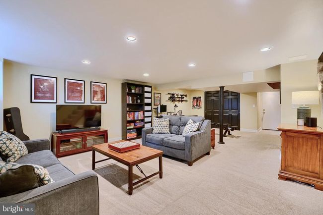8544 Drumwood Rd, Townhouse with 3 bedrooms, 2 bathrooms and null parking in TOWSON MD | Image 34