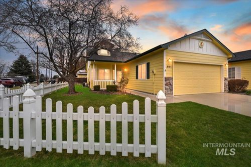 9184 W Tudor Ct, Boise, ID, 83704 | Card Image