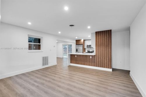 3180 Ne 10th Ter, Pompano Beach, FL, 33064-6371 | Card Image