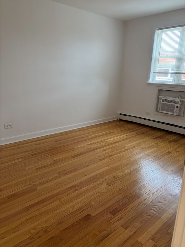 APT-3E - 2405 W Balmoral Ave, Condo with 1 bedrooms, 1 bathrooms and 1 parking in CHICAGO IL | Image 10