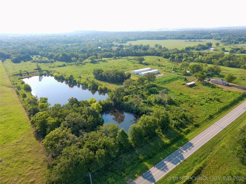 28360 Arbeka Rd, Henryetta, OK, 74437-7841 | Card Image